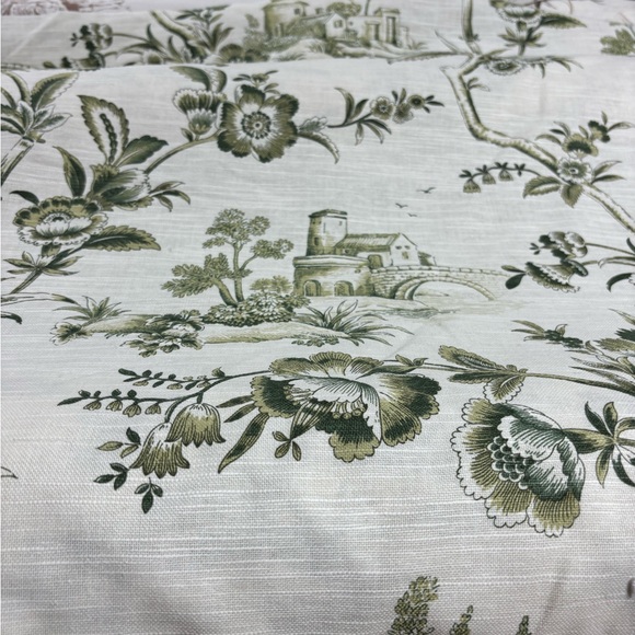 Jay Yang Chinoiserie Chic Towbridge Toile in Green - Picture 4 of 11